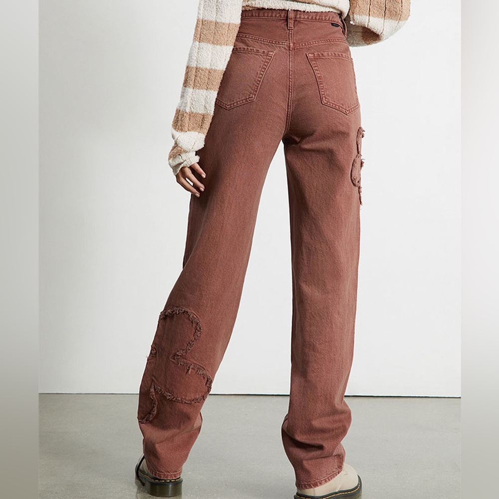 PacSun Flower Patch 90’s Boyfriend Jeans